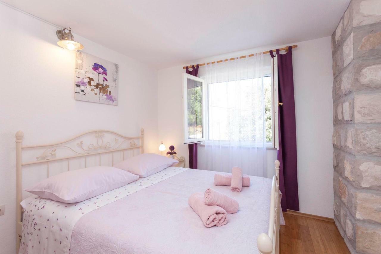 Holiday Home Lavanda Grubisic ทูแชพี ภายนอก รูปภาพ