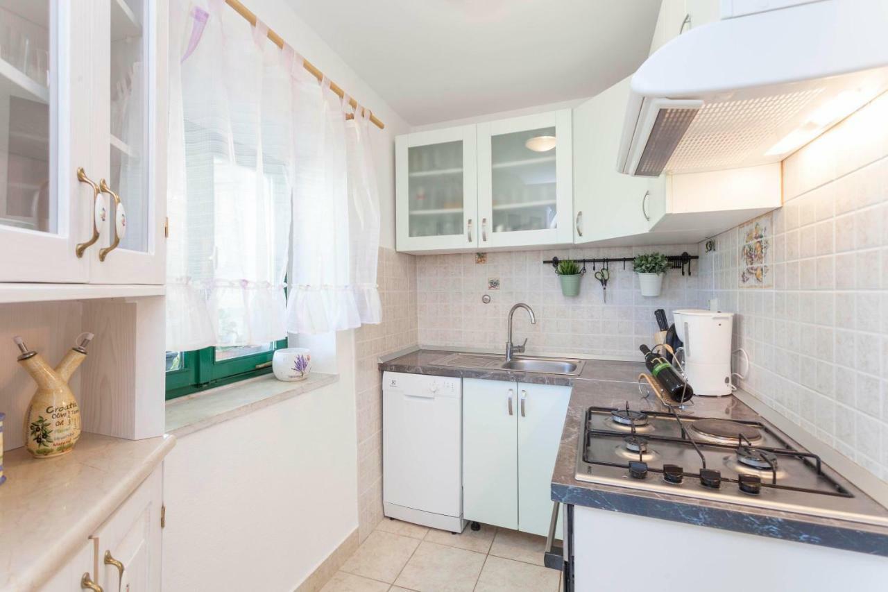 Holiday Home Lavanda Grubisic ทูแชพี ภายนอก รูปภาพ